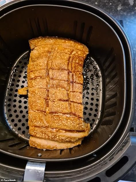 How To Cook Pork Belly In Air Fryer, Airfry Pork Belly Recipes, Airfryer Pork Belly Recipes, Pork Belly In Air Fryer, Air Fryer Chicharrones, Crispy Pork Belly Air Fryer, Air Fry Pork Belly, Airfryer Pork Belly, Pork Crackle