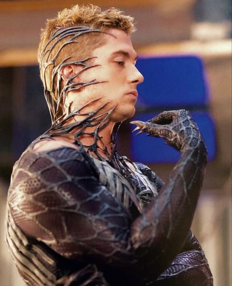 Venom Behind The Scenes, Venom Spiderman 3, Spiderman 3 2007, Raimi Spiderman, Topher Grace, Daily Bugle, Best Fb Profile Pic, Eddie Brock Venom, Spider Man Trilogy