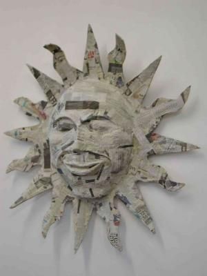 Paper Mache Fish | giant sun | Paper mache! Paper Mache Ideas, Sun Paper, Paper Mache Projects, Paper Mache Mask, Making Paper Mache, Paper Mache Animals, Paper Mache Clay, Fotografi Digital, Paper Mache Sculpture