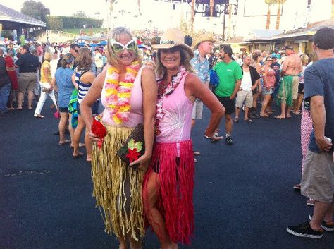 Ten Jimmy Buffett Parrothead Fashion Essentials What To Wear To Jimmy Buffet Concert, Margaritaville Costume Ideas, Parrothead Outfit, Parrot Head Jimmy Buffet Outfit, Jimmy Buffet Costume Ideas, Parrot Head Jimmy Buffet Party Ideas, Jimmy Buffet Costume, Jimmy Buffet Outfit Women, Jimmie Buffet