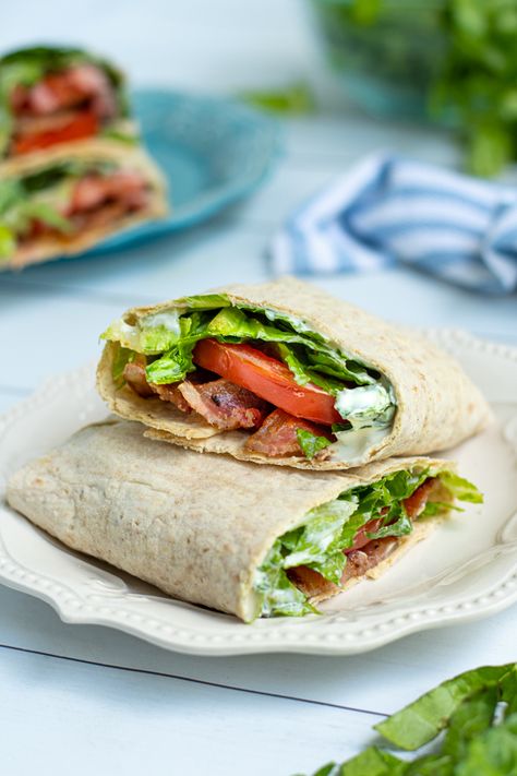 Healthy Blt, Central Cafe, Blt Wraps, Light Lunches, Bacon Lettuce Tomato, Pizza Wraps, Quick Lunch Recipes, Healthy Wraps, Cooking Stuff