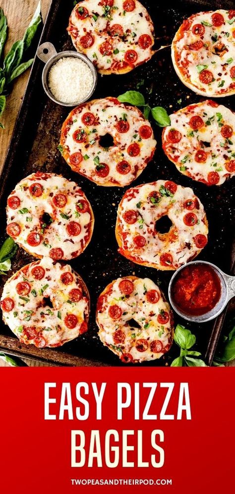 Pizza Bagels Bagel Pizza Recipe, Mini Bagels, Bagel Bites, Pizza Bagels, Homemade Bagels, Boiled Egg Diet Plan, Bagel Recipe, Pizza Bites, Easy Pizza