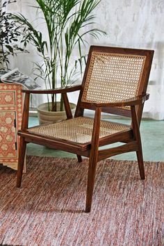 Entertainment Room Decor, Retro Lines, Light Chair, Wicker Armchair, Single Seater, Cane Furniture, Natural Teak Wood, Woven Chair, Retro Mid Century Modern