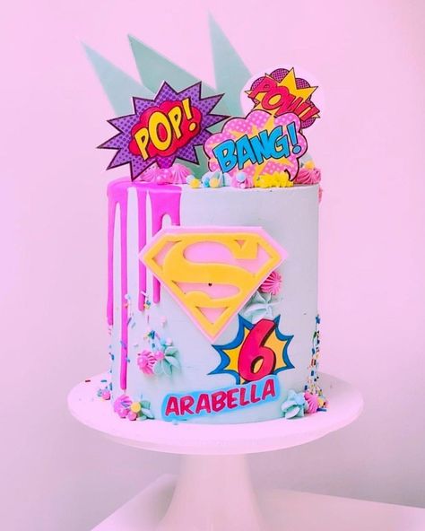 Supergirl Birthday Party, Superhero Birthday Party Cake, Super Girl Cake, Girls Superhero Birthday Party, Princess And Superhero Cake, Superhero Girl Birthday Party, Girl Super Hero Birthday Party Ideas, Super Hero Cake, Super Hero Girls Birthday Party