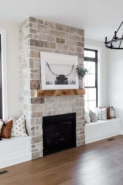 I Luv Sarahii House, Oakstone Homes, Fireplace Remodel, Home Remodel, Home Fireplace, House Interiors, Brick Fireplace, Fireplace Design, Cheap Home Decor