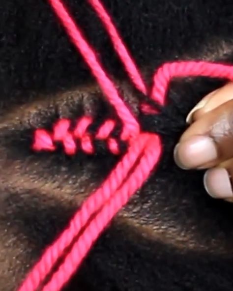 Crowned Ladies - Learn how to do needle and yarn cornrows with this simple tutorial! - By @evemafupa Yarn Cornrows, Needle Tutorial Gymnastics, Needle Cornrows, Needle Cornrows Tutorial, Needle And Yarn Cornrows, Friends Funny Moments, Sewing Needle, Friends Funny, Funny Moments