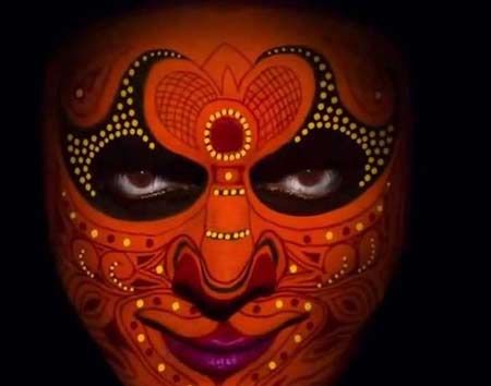 moviestalkbuzz: Once again Ban on Kamal Cinema Halloween Creepy Makeup, Uthama Villain, Kerala Art Forms, Uttama Villain, Kerala Art, Kamal Hassan, Dance Shoot, Airport Travel Outfits, Dance Painting