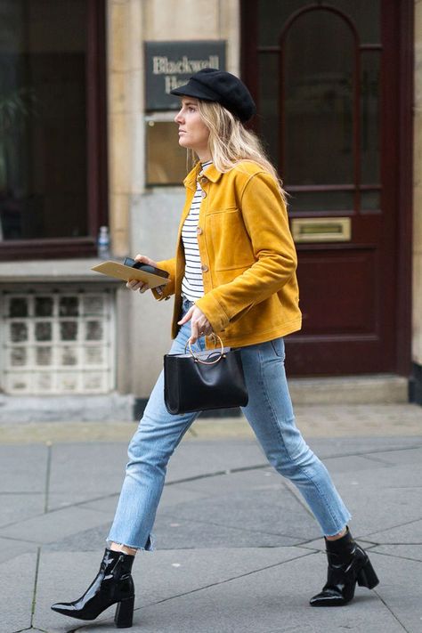 Looks Jeans, Chic Fall Outfits, Yellow Outfit, Outfit Jeans, Mode Casual, Romantic Dinner, Yellow Jacket, Layering Outfits, Autumn Outfit