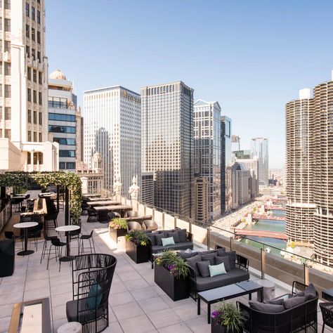 The Best Rooftop Bars in Chicago, from Hotel Lounges to Beer Gardens | Condé Nast Traveler London House Chicago, Rooftop Chicago, Chicago Bucket List, Chicago Things To Do, Chicago Summer, City Winery, Magnificent Mile, Hervey Bay, Best Rooftop Bars