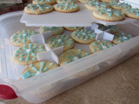 SweetStackers Cookie Storage/Food Storage - reusable, stackable trays that insert into a long, 3" deep container that you already own.  Storing cookies in an air-tight container while decorating will help to keep them soft and fresh!  {Disney Frozen theme - snowflake sugar cookies - #holiday #winter} Cookie Storage Ideas, Decorating Sugar Cookies, Snowflake Sugar Cookies, Snowflake Sugar, Baking Storage, Cookie Icing Recipe, Cookie Decorating Supplies, Cookie Container, Cookie Storage