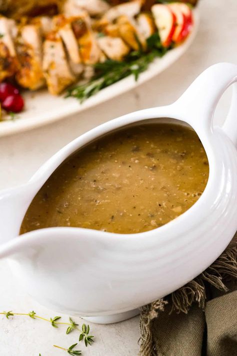 Gilblet Gravy Making Turkey Gravy, Giblet Gravy, Pan Gravy, Turkey Gravy Recipe, Homemade Gravy, Turkey Gravy, Gobble Gobble, Gravy Recipes, Holiday Meals