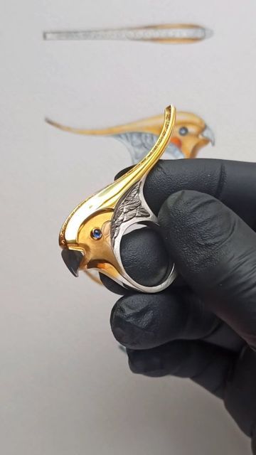 Arthur Toros - Jewelry designer on Instagram: "Hi-tech parrot ring 🦜 Silver 925 + sapphires" Parrot Jewelry, Tech Jewelry, Jewelry Illustration, Wax Carving, Bird Jewelry, Themed Jewelry, Fantasy Jewelry, Jewelry Designer, Animal Jewelry