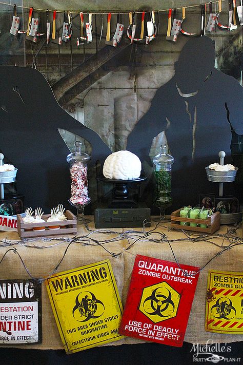 The Walking Dead Viewing Party | Zombie Party Ideas Zombie Party Ideas, Zombie Birthday Party Decorations, Walking Dead Birthday, Zombie Apocalypse Party, Zombie Halloween Party, Walking Dead Party, Zombie Birthday Parties, Zombie Prom, Zombie Birthday