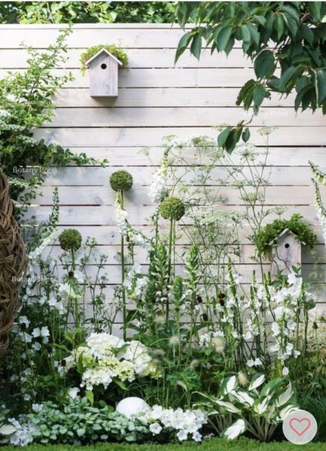 Cottage Garden Design, Moon Garden, The Secret Garden, Backyard Garden Design, White Gardens, Small Garden Design, Garden Cottage, Back Garden, Front Garden