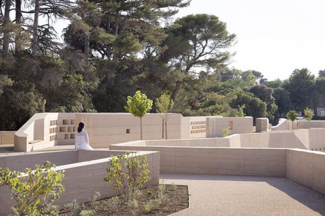 Montpellier Metropolitan Cemetery / Agence Traverses - Paysage, Urbanisme, Architecture | ArchDaily Memorial Design Architecture, Cemetery Landscape Architecture, Cemetery Landscape Design, Columbarium Architecture, Modern Cemetery, Ruin Architecture, Memorial Park Design, Chipperfield Architecture, Cemetery Architecture