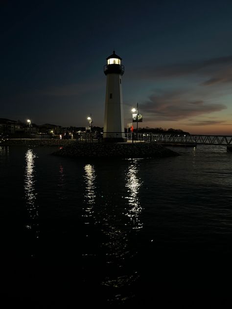 Light House At Night, Lighthouse Aesthetic, Lighthouse Night, Lighthouse At Night, Time Aesthetic, Pretty Pics, The Lighthouse, Night Aesthetic, Night Time