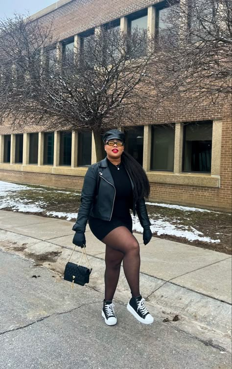 Black Shorts With Tights Outfit, Plus Size Fishnet Outfit, Shorts And Fishnets Outfits, Shorts And Stockings Outfit, Shorts With Stockings Outfits, Platform Booties Outfit, Black Stockings Outfit Casual, Tights And Shorts Outfit, Cute Black Outfits