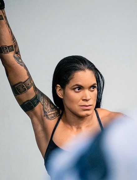 Amanda Nunes’ 7 Tattoos & Their Meanings – Body Art Guru Female Mma Fighters, Mma Girls, Free Tv Channels, Amanda Nunes, Ufc Fighters, Mma Women, Arm Sleeve Tattoos, Alpha Female, Calf Muscles