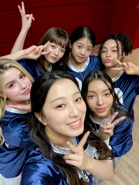 #vcha #lexi #camila #savanna #kg #kendall #kaylee #jypentertainment #a2k #kpop #girlgroup Kpop Group Names, Girls Group Names, Pre Debut, Pop Idol, Teen Vogue, Gospel Music, Reality Show, K Pop Music, Kpop Girl Groups