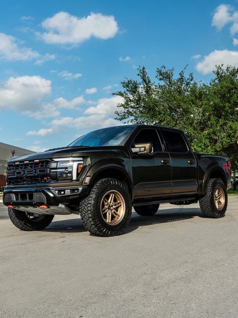 2023 Ford F-150 Raptor Ford F150 Raptor Black, Ford Raptor R, Compass Wallpaper, Raptor R, Ram Trx, F150 Raptor, Ford F 150 Raptor, Ford F150 Raptor, Muscle Truck