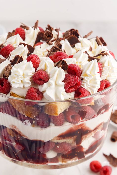 Trifle Raspberry, Raspberry Cheesecake Trifle, Chocolate Raspberry Trifle Recipes, Berry Trifle Angel Food Cake, Bailey's Chocolate Cheesecake Trifle With Chocolate Drizzle, Brownie Trifle Recipe, Raspberry Trifle, Raspberry Pie Filling, Trifle Recipes