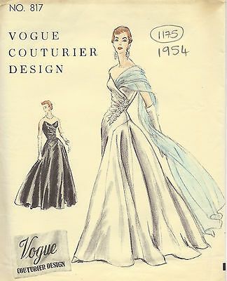 Evening Gown Pattern, Vintage Fashion Sketches, Gown Sewing Pattern, 1940s Wedding, Vintage Vogue Sewing Patterns, Patron Vintage, Couture Design, Gown Pattern, Vintage Dress Patterns