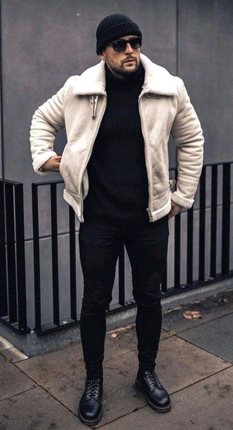 Mens Fall Outfits, Black Sunset, Mens Winter Fashion Outfits, New York Outfits, Design Makeup, Europe Outfits, Men With Street Style, Fall Outfits Men, Winter Outfits Men