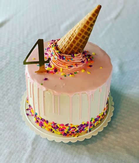 4 year old birthday cake 4year Birthday Cake, 3 Year Birthday Cake Ideas, Birthday Cake 4 Year Girl, 5 Year Birthday Cake Ideas, Cake Designs For 5 Year Girl, Four Year Old Birthday Cake, 4th Birthday Cake For Girl, 4 Yo Birthday Cake, Cake Designs For 4 Year Boy