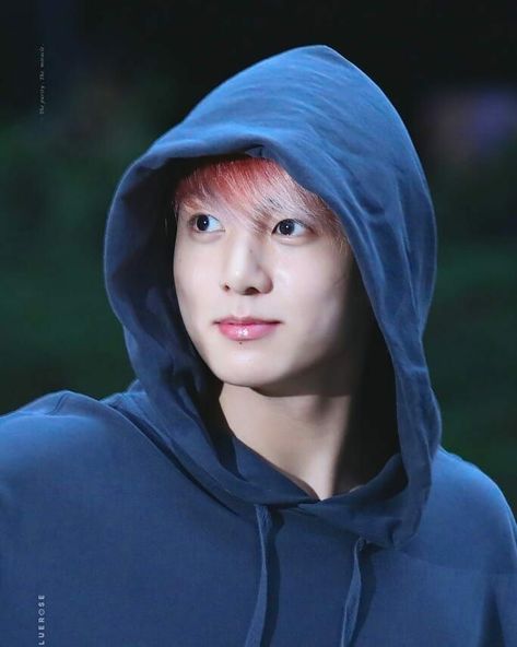 Jungkook No Makeup, Jungkook Without Makeup, Bts 2018, No Makeup, Without Makeup, Random Pics, Jung Kook, Busan, Bts Boys