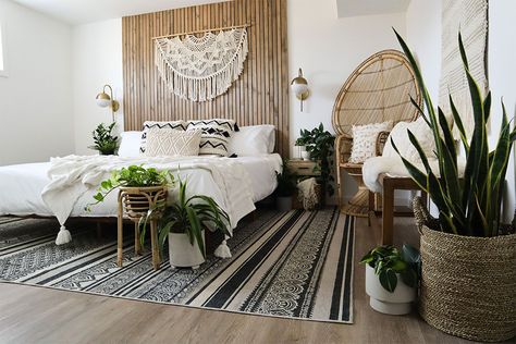 6 Rug Ideas to Turn Your Bedroom Into a Boho Sanctuary | Ruggable Blog Mill House, Casa Country, Paper Mill, Redecorate Bedroom, Master Bedrooms Decor, Remodel Bedroom, Decor Minimalist, Room Inspiration Bedroom, Room Ideas Bedroom