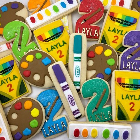 Katie Craddock on Instagram: “Were you a marker or crayon artist as a kid? #crayolaparty #paintingparty #artparty #birthdaycookies #decoratedcookies” Crayon Theme Party, Crayon Cookies Decorated, Crayon Royal Icing Cookies, Crayon Theme Birthday Party, Crayon Bday Party, Crayon Theme Birthday Party Games, School Desserts, Crayola Party, Crayola Birthday Party