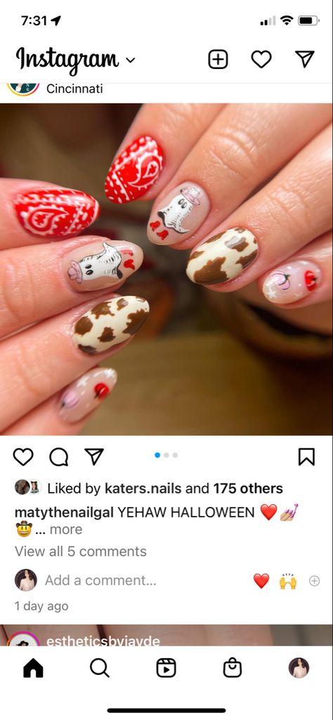 Cute Country Halloween Nails, Country Nail Art Designs, Halloween Cowboy Nails, Western Ghost Nails, Western Spooky Nails, Ghost With Cowboy Hat Nails, Halloween Cow Nails, Spooky Western Nails, Cowgirl Ghost Nails