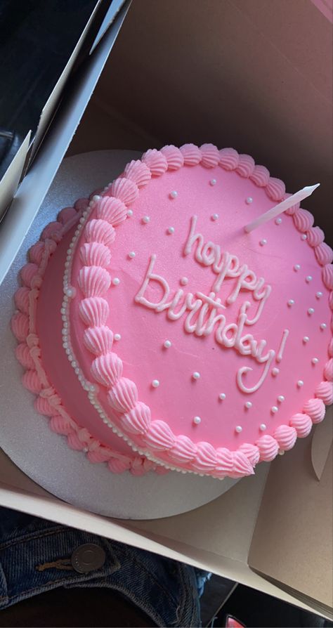 Aesthetic Circle Birthday Cake, Circle Birthday Cake, Bright Pink Birthday Cake, 8 Inch Pink Birthday Cake, Vintage Birthday Cakes Circle, Pink Circle Birthday Cake, Circle Cake, 15th Birthday, Happy Birthday