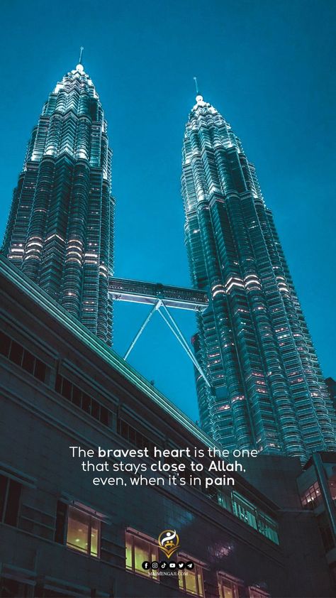 Wallpaper thread #wallpaper #building #malaysia #quotes #Islam #petronastower Malaysia Quotes, Quotes Islamic Wallpaper, Thread Wallpaper, Quotes Islamic, Islamic Wallpaper, Islamic Quotes, Skyscraper, Multi Story Building, Tower