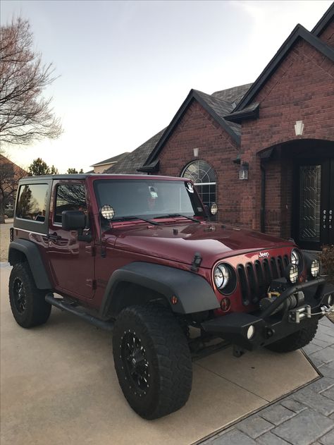 Maroon Jeep Wrangler Auto Jeep, Wrangler Jeep, Car Wheels Rims, Dream Cars Jeep, 1932 Ford, Car Goals, Jeep Lover, Jeep Wrangler Rubicon, Bmw I8