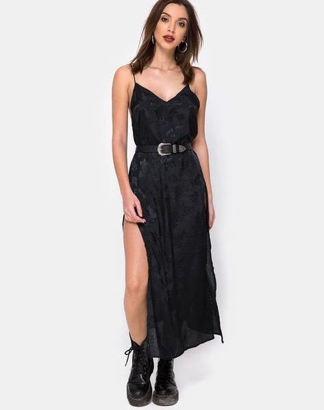 4e6cd95227cb0c280e99a195be5f6615desc53196253ri Black Dress Accessories, Dress And Boots, Tokyo Street Fashion, Black Dress Outfits, Looks Black, Dress Satin, Black Dresses Casual, Looks Style, Mode Inspiration