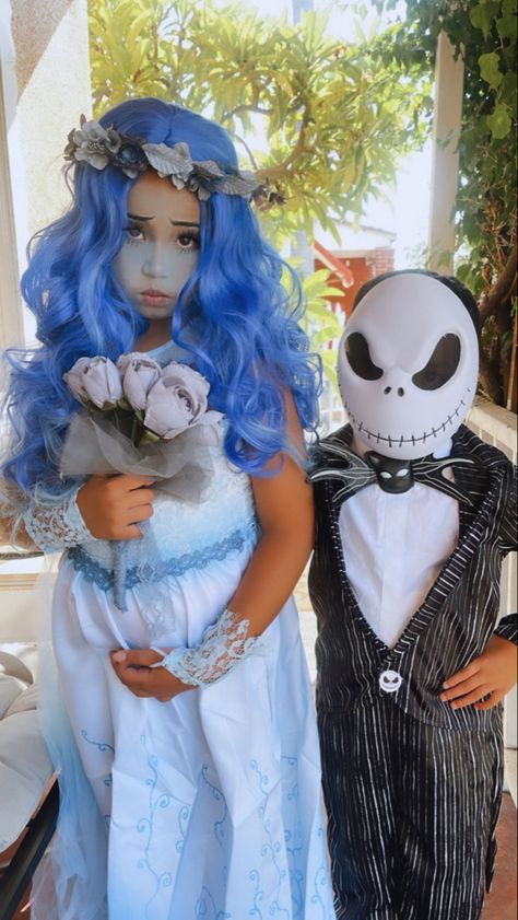 Corpse Bride , Jack Skeleton, Tim Burton Sister Costume Ideas, Brother Sister Costumes, Costume Family, Sister Costumes, Corpse Bride Costume, Jack Skeleton, Bride Costume, Corpse Bride, Halloween 2024