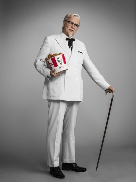 Norm Macdonald, Colonel Sanders, Unique Costumes, Adam Sandler, Disco Outfit, Contemporary Outfits, Best Cosplay, Back To Black, Creative Fashion