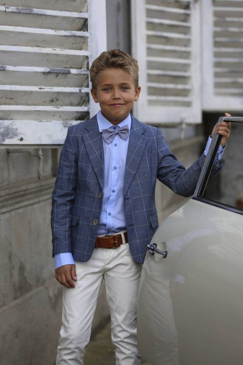 Boys First Communion Outfit, Boys Dressy Outfits, Wedding Kids Outfit, Wedding Outfit For Boys, Boys First Communion, Casual T Shirt Dress, Look Formal