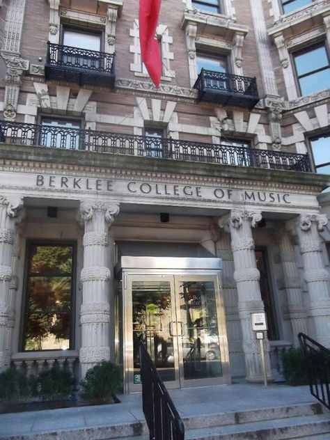 Berklee College Of Music, Boston MA. My favourite city in the world. Berklee College Of Music Boston, Boston Conservatory At Berklee, Berklee Aesthetic, Berklee College Of Music Aesthetic, Music College Aesthetic, Boston Conservatory, Music College, College Vision Board, Berklee College Of Music