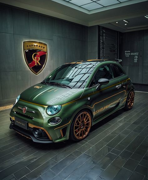 This color combination is the N.' 1 🔝  #abarth #abarthtuning #tuning #abarthisti #abarthlove #abarthlife #abarthonly #italiancars #aichallenge #abarthgram #abarthaddict #abarth595 #abarth595competizione #caporace #abarthextreme #fiat500 #abarthaddict #abarth500  @Abarth_extreme @abarthclubmalaga @abarth599 @abarth_abarth @justabarth Abarth 595, 500 Abarth, British Racing Green, Fiat Abarth, Italian Cars, Car Culture, Vroom Vroom, Fiat 500, Container House