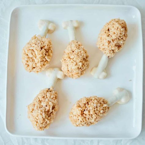 Thanksgiving Food For Kids, Thanksgiving Kids Food, Thanksgiving Bake Sale, Food For Party Ideas, Rice Krispie Turkey, Turkey Rice Krispie Treats, Turkey Drumstick Recipe, Fall Recipes For Kids, Thanksgiving Turkey Treats