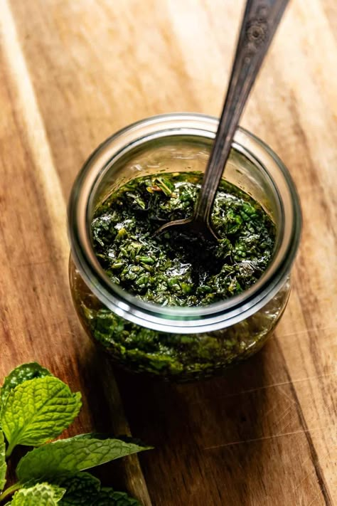 East to make, tangy, sweet and refreshing mint sauce to serve with all your lamb dishes. How To Make Mint Sauce, Lamb Mint Sauce Recipe, Mint Sauce Recipe For Lamb, Lamb Chop Mint Sauce, Homemade Mint Sauce For Lamb, Mint Sauce For Lamb, Roast Lamb With Mint Sauce, Mint Yogurt Sauce For Lamb, Mint Yogurt Sauce