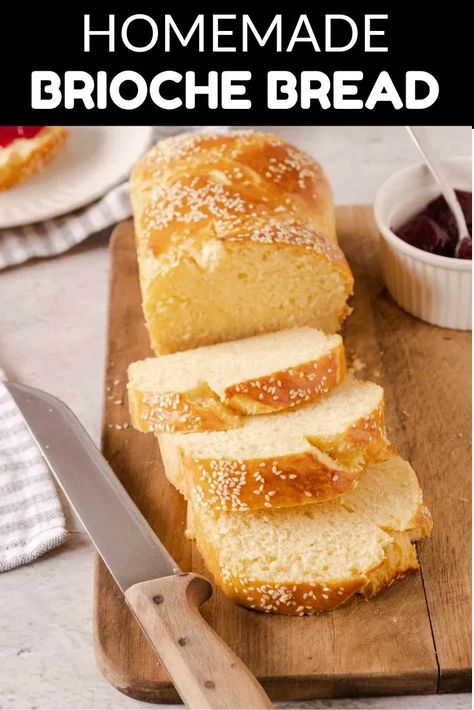 Brioche is the perfect mix between bread and pastry. This recipe for Brioche bread makes it easy to enjoy the light, fluffy and buttery flavor of brioche at home. Bread Machine Brioche Recipe, Bread Machine Brioche, Brioche Bread Machine, Homemade Brioche Bread, Brioche Bread Recipe, Bread And Pastry, French Brioche, Homemade Brioche, Fluffy Bread