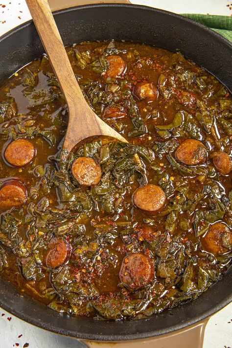 Green Gumbo, Bake Turkey Wings Recipe, Classic Cajun Recipes, Roux Recipe, Gumbo Recipe Easy, Cajun Gumbo, Etouffee Recipe, Chili Pepper Recipes, Collard Greens Recipe