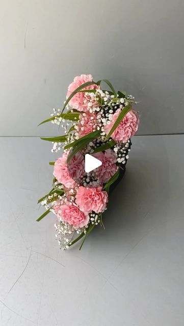 Flagship by Ferns N Petals on Instagram: "Beauty Blooms: Pink Carnations and Arica Plums, a Delightful Arrangement!
.
.
Managed By @womenlisted
.
We are delivering in Delhi NCR💐
To Place Your Order:
🌐 Visit Our Website (Link In Bio)
☎️ Call/WhatsApp us on +91 9999999166/177
.
.
.
.
#flagship #flagshipstore #flowers #flowerarrangement #pinkcarnations #aricaplumarrangement #beautybloom #floralartist #florist #bestindelhi #bestfloralartistindelhi" Carnation Flower Arrangements, Pink Carnations, Carnation Flower, Instagram Beauty, Delhi Ncr, Website Link, Call Whatsapp, Florist, Flower Arrangements