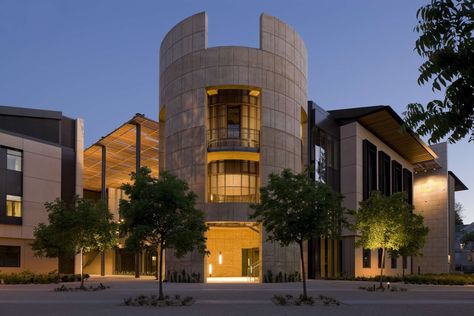 Stanford Law School, William H. Neukom Building on Architizer Stanford Law, Entrance Lighting, Schools In America, Harvard Law, Harvard Law School, School Admissions, School Calendar, Entry Gates, School Tops