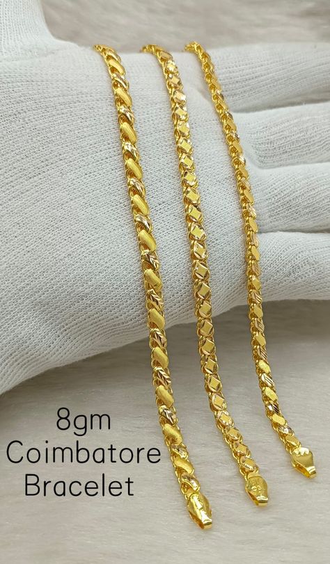 Neck Chain For Men, Man Gold Bracelet Design, Gold Neck Chain, Antique Necklace Gold, Chain Ideas, Mangalsutra Design, Bride Photos, Outer Design, Black Beads Mangalsutra