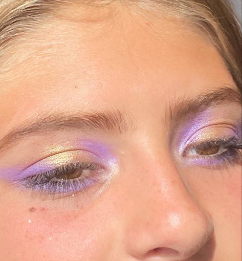 Eye Shadow Purple, Soft Purple Makeup, Periwinkle Makeup, Light Purple Makeup, Lilac Eye Makeup, Teal Eye Makeup, Lilac Eye, Pop Makeup, Maquillage On Fleek