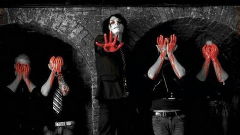 Mcr Header, Revenge Aesthetic, 2000 Emo, Emo Aesthetic Wallpaper, Cool Wallpapers For Pc, My Chemical Romance Wallpaper, Three Cheers For Sweet Revenge, 2000s Scene, Emo 2000s